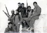 در حال دریافت تصویر  ...