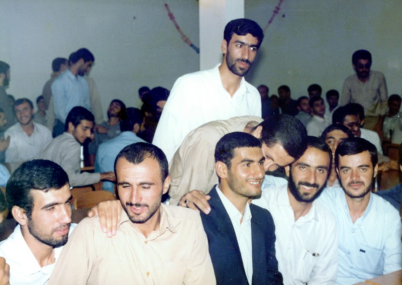 در حال دریافت تصویر ...